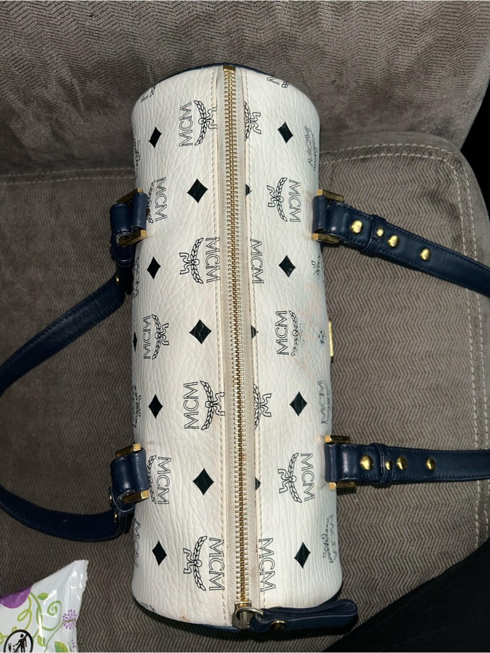 MCM White & Navy Visetos Barrel Bag with Gold Hardware - Picture 8 of 8